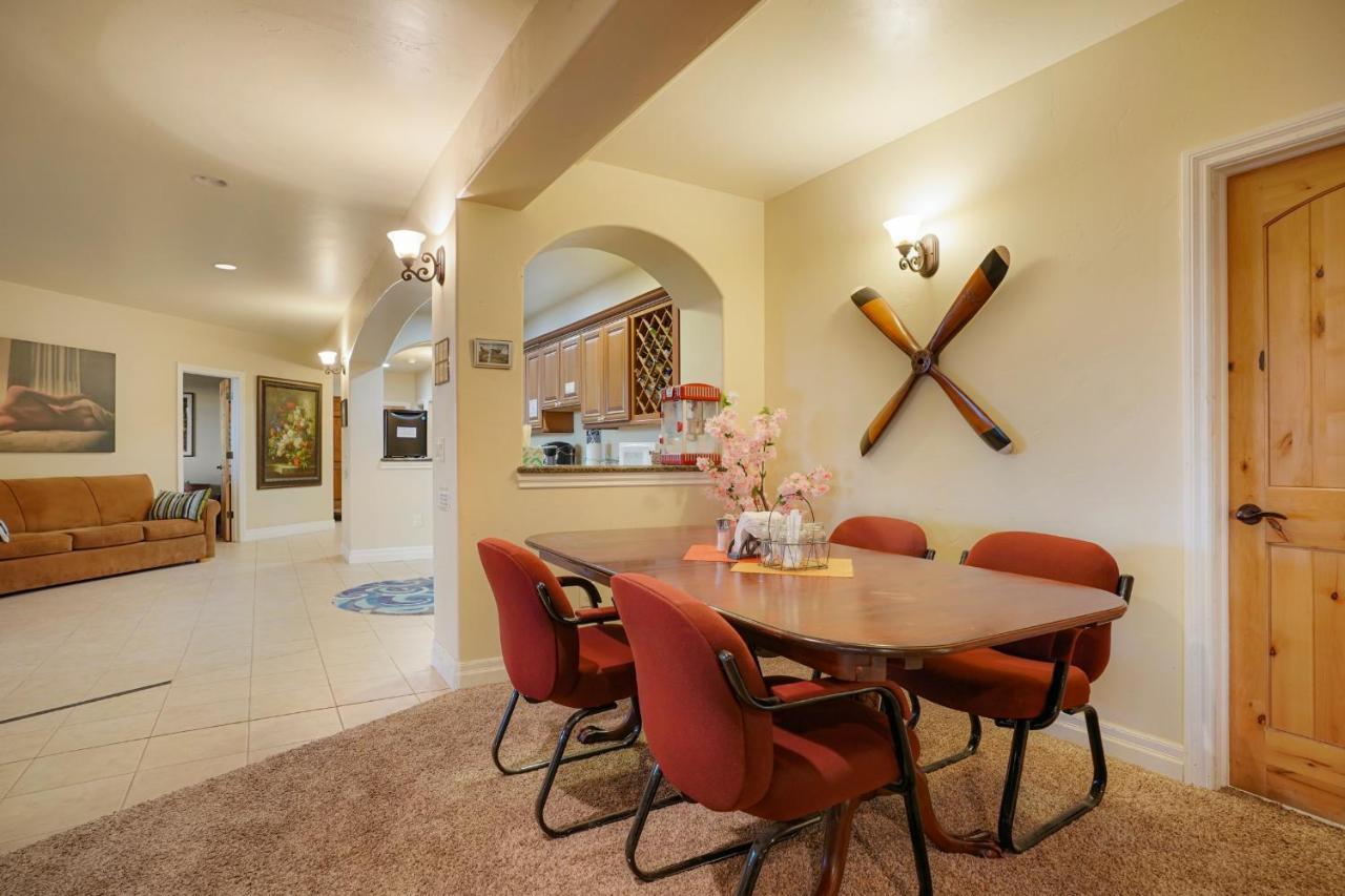 Summit Villa Bnb Watkins Zewnętrze zdjęcie