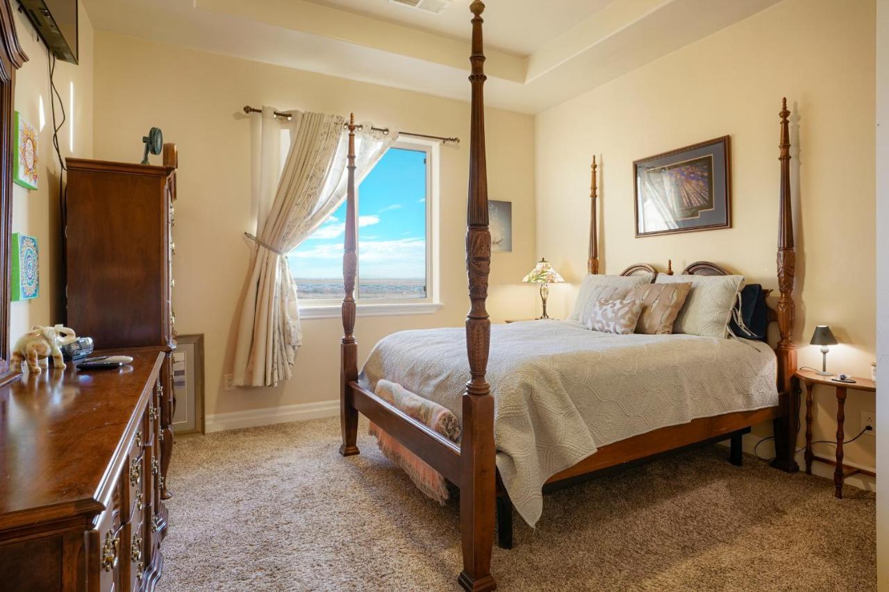 Summit Villa Bnb Watkins Zewnętrze zdjęcie
